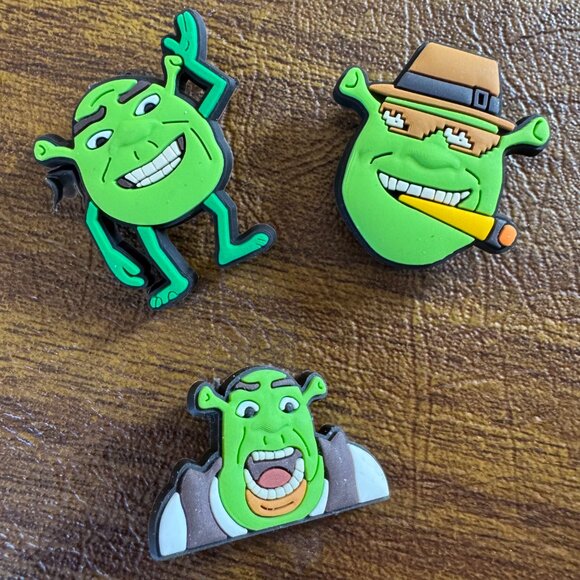 18 piece Shrek Crocs Charms, 8 ears, 10 Shoe Decor Accessories, white crocs - Picture 4 of 12